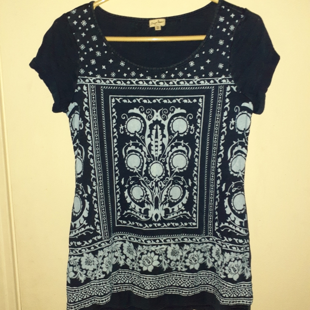 Decorative designed women's blue base shirt